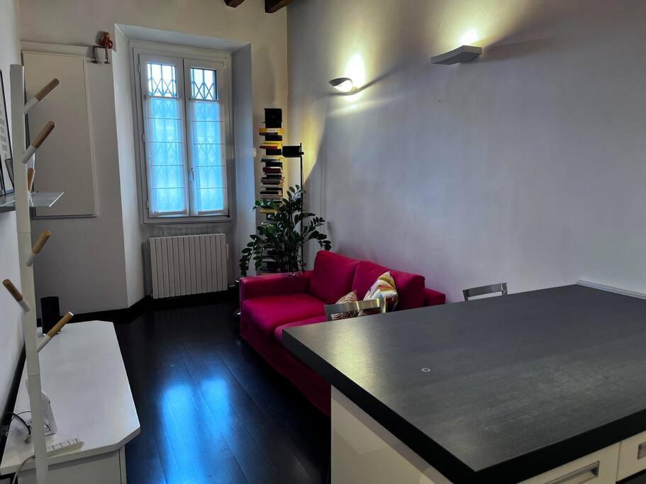 Sandra Flexyrent Wifi Charming Apt In Ticinese 밀라노 외부 사진